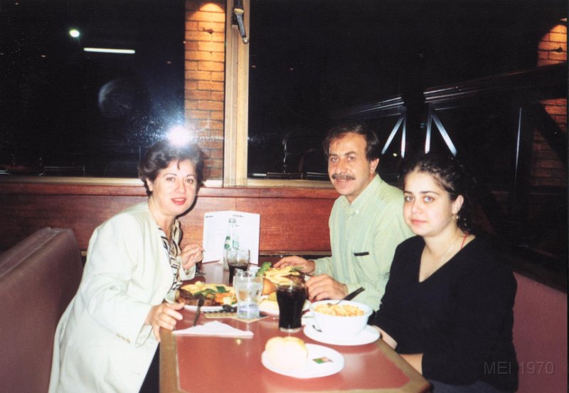 Geneve Vartan Sahakyan with daughter_ Sydney_2001-2.JPG