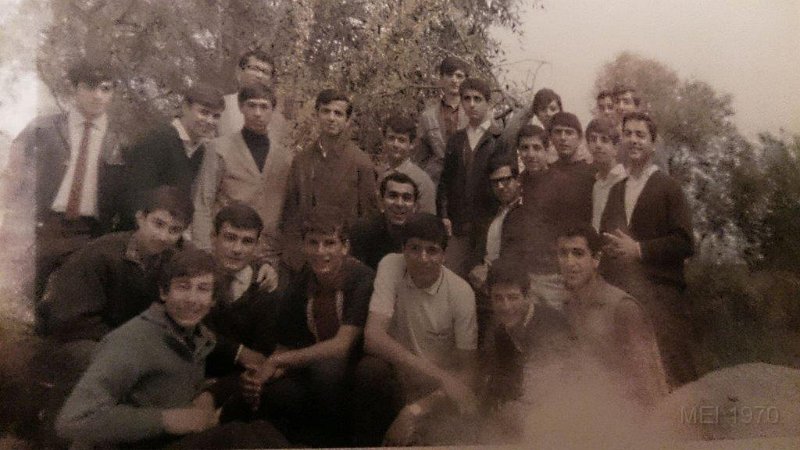 CLASS 1968.jpg