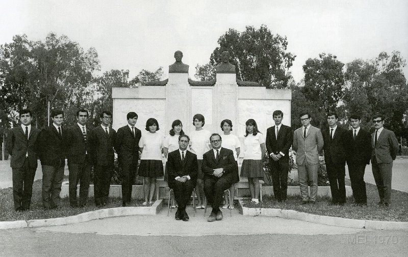 Class 67-68 science section.jpg