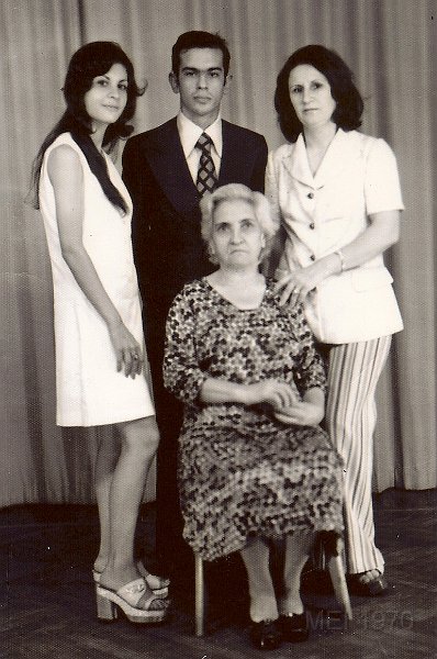 Seta-Antranig-mom-Anahid-Grandmom-family.jpg
