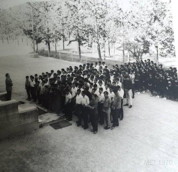 MELKONIANI KAYLERKI ARAVODYAN  YERKETSOGHUTYUN-MorningSinging.jpg