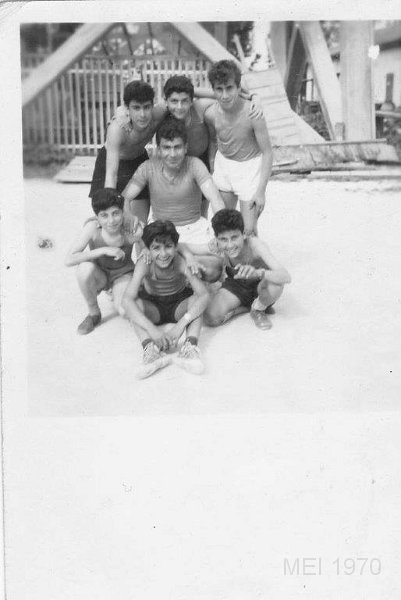 Melkoniantsi boys under CHERAMPAR.jpg