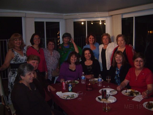 ReunionGaroHouseNouritza060211 006.jpg