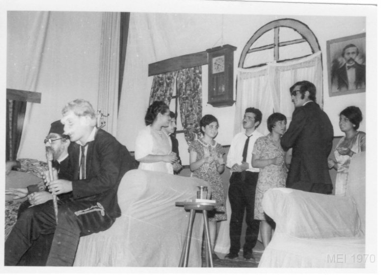 Melkonian1970ClassmatesRita4ArdashBoghosKalayMadlen.jpg