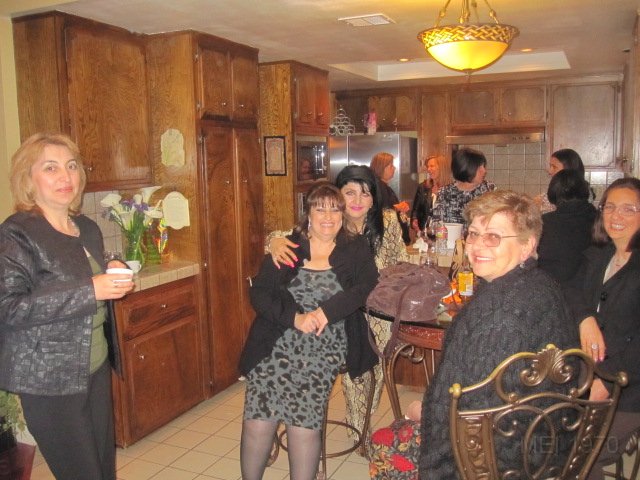 Narda( Avo wife), Unknown, Unknown, Carol ( Setrak wife), Name Her, Hera (Hovannes)- 012.jpg