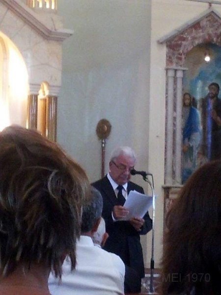 VARTAN TASHDJIAN GIVING THE EULOGY AT SEBOUH APKARIAN'S FUNERAL.jpg