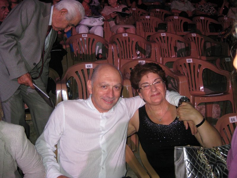 Kohar Beirut concert 2010 049-Anania and Shenorik.jpg